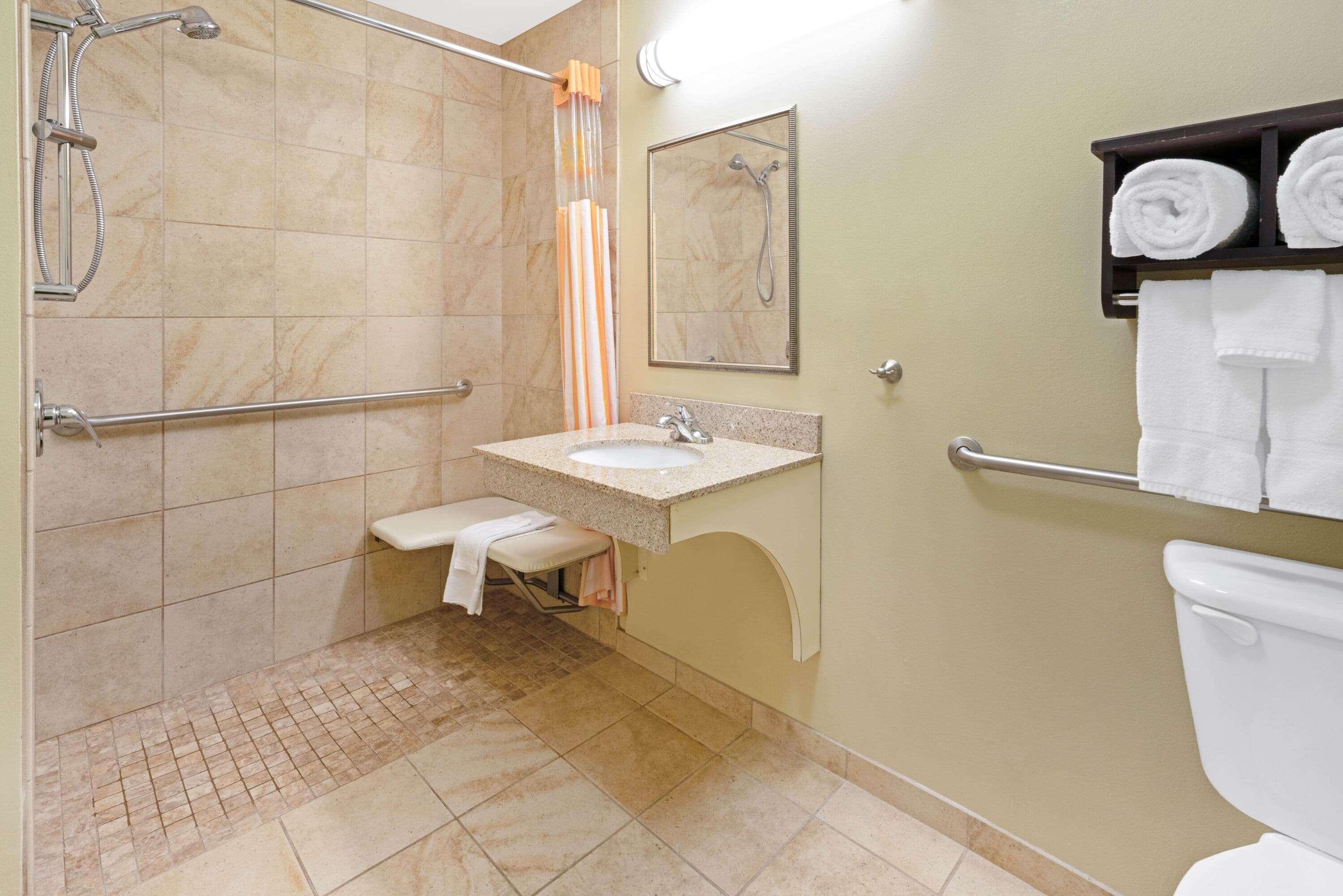 La Quinta By Wyndham Stillwater -University Area Εξωτερικό φωτογραφία