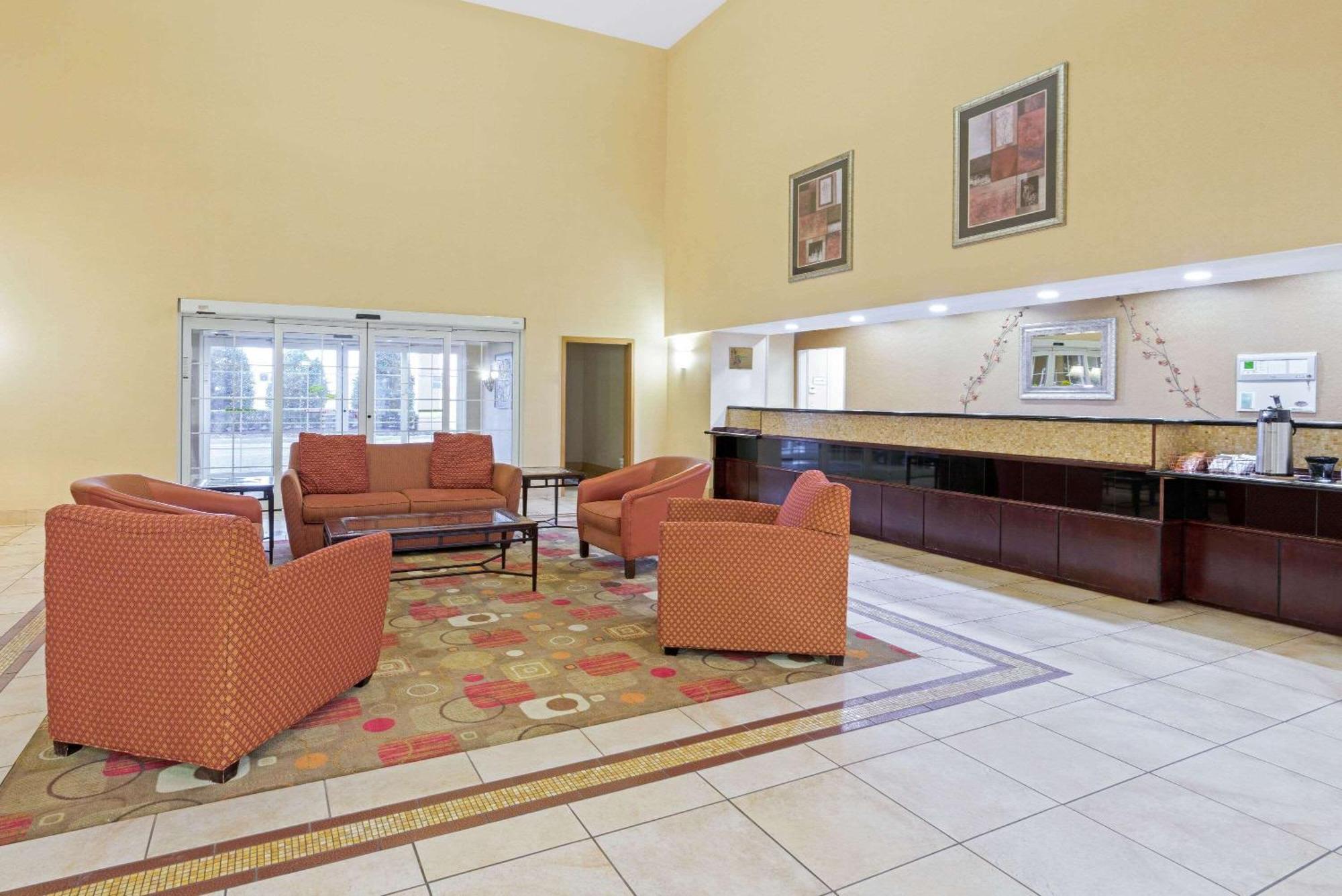 La Quinta By Wyndham Stillwater -University Area Εξωτερικό φωτογραφία